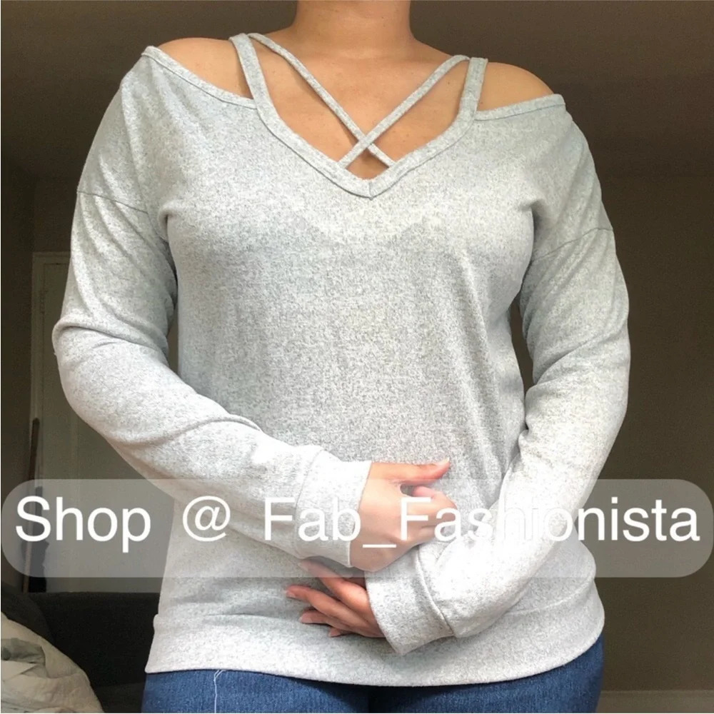 🛍️ Open shoulder long sleeve sweater grey size large